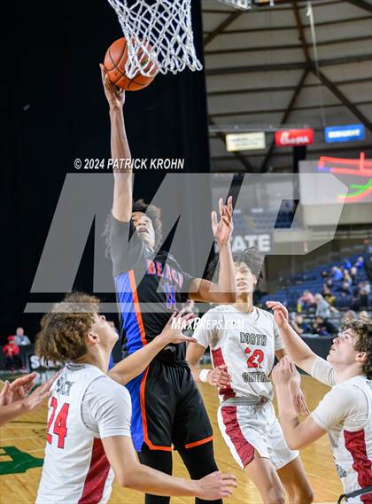 Thumbnail 2 in North Central vs. Rainier Beach (WIAA 3A Quarterfinals) photogallery.