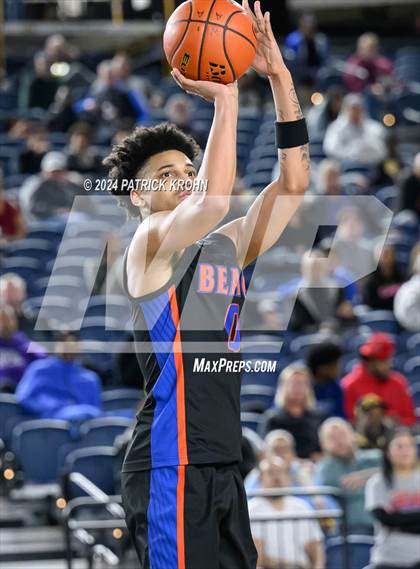 Thumbnail 1 in North Central vs. Rainier Beach (WIAA 3A Quarterfinals) photogallery.