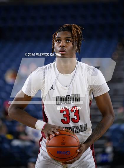 Thumbnail 2 in North Central vs. Rainier Beach (WIAA 3A Quarterfinals) photogallery.