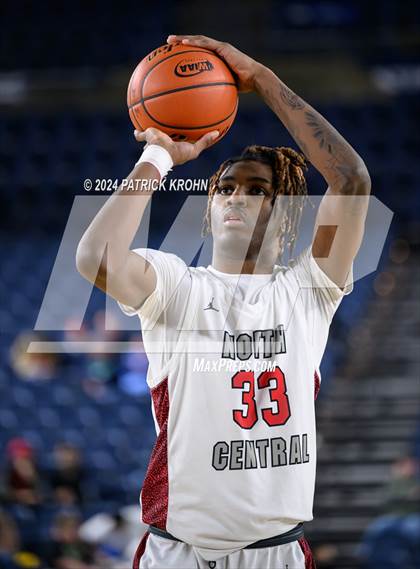 Thumbnail 3 in North Central vs. Rainier Beach (WIAA 3A Quarterfinals) photogallery.