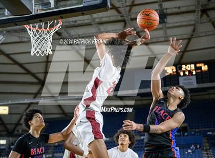 Thumbnail 1 in North Central vs. Rainier Beach (WIAA 3A Quarterfinals) photogallery.