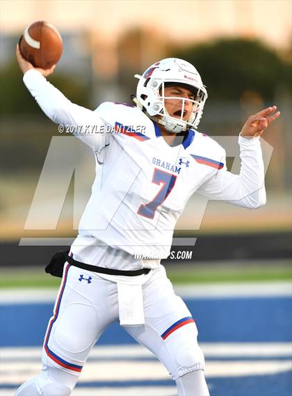 Thumbnail 3 in Graham @ Krum photogallery.