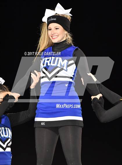 Thumbnail 2 in Graham @ Krum photogallery.