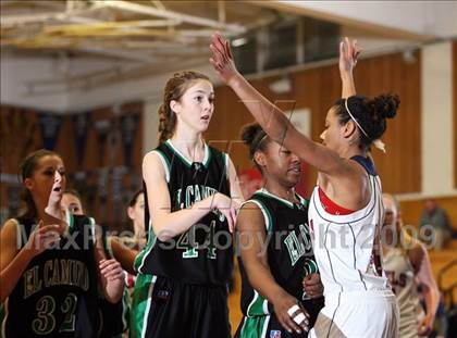 Thumbnail 3 in El Camino vs. Dublin (Acalanes Shootout) photogallery.