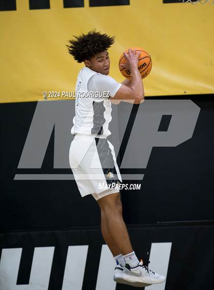 Thumbnail 2 in Canyon @ Foothill photogallery.