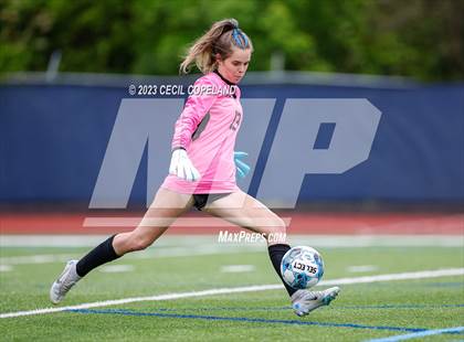 Thumbnail 3 in Roswell vs. Pope (GHSA 6A Semifinal) photogallery.