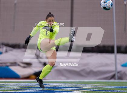 Thumbnail 2 in Roswell vs. Pope (GHSA 6A Semifinal) photogallery.