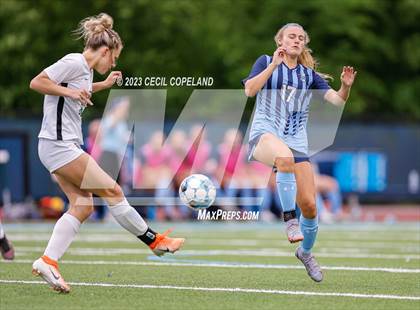 Thumbnail 3 in Roswell vs. Pope (GHSA 6A Semifinal) photogallery.