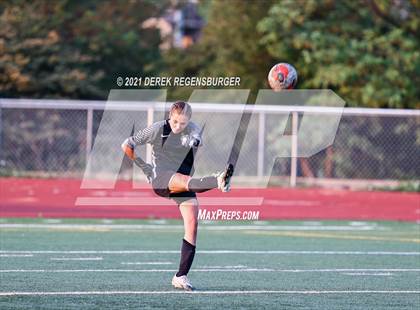 Thumbnail 1 in Denver East vs Broomfield (CHSAA 5A Playoffs Rd 1) photogallery.