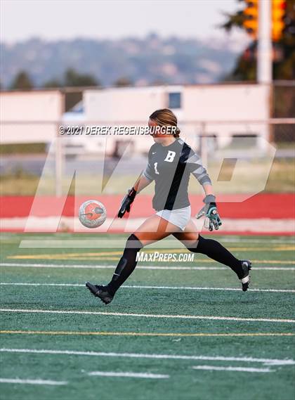 Thumbnail 2 in Denver East vs Broomfield (CHSAA 5A Playoffs Rd 1) photogallery.