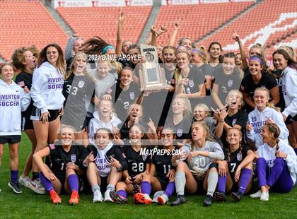 Thumbnail 2 in Skyridge vs. Riverton (UHSAA 6A Final) photogallery.