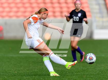 Thumbnail 2 in Skyridge vs. Riverton (UHSAA 6A Final) photogallery.