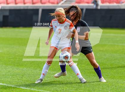 Thumbnail 3 in Skyridge vs. Riverton (UHSAA 6A Final) photogallery.