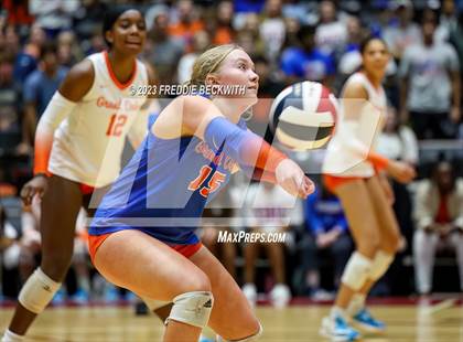 Thumbnail 3 in Grand Oaks vs. Cinco Ranch (UIL 6A Volleyball Final) photogallery.
