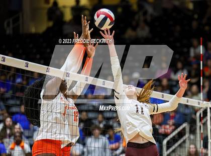 Thumbnail 2 in Grand Oaks vs. Cinco Ranch (UIL 6A Volleyball Final) photogallery.