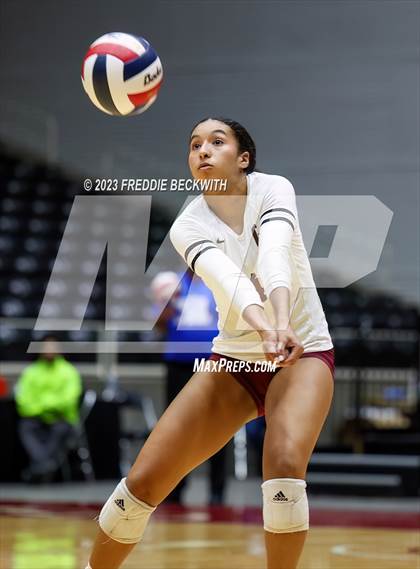 Thumbnail 2 in Grand Oaks vs. Cinco Ranch (UIL 6A Volleyball Final) photogallery.