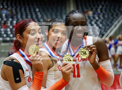 Thumbnail 1 in Grand Oaks vs. Cinco Ranch (UIL 6A Volleyball Final) photogallery.