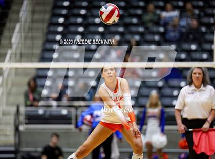 Thumbnail 3 in Grand Oaks vs. Cinco Ranch (UIL 6A Volleyball Final) photogallery.