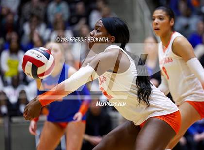 Thumbnail 1 in Grand Oaks vs. Cinco Ranch (UIL 6A Volleyball Final) photogallery.