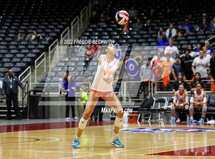 Thumbnail 3 in Grand Oaks vs. Cinco Ranch (UIL 6A Volleyball Final) photogallery.