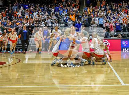 Thumbnail 3 in Grand Oaks vs. Cinco Ranch (UIL 6A Volleyball Final) photogallery.