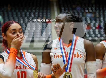 Thumbnail 3 in Grand Oaks vs. Cinco Ranch (UIL 6A Volleyball Final) photogallery.
