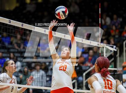 Thumbnail 1 in Grand Oaks vs. Cinco Ranch (UIL 6A Volleyball Final) photogallery.