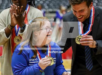 Thumbnail 1 in Grand Oaks vs. Cinco Ranch (UIL 6A Volleyball Final) photogallery.