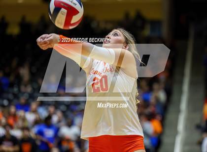 Thumbnail 1 in Grand Oaks vs. Cinco Ranch (UIL 6A Volleyball Final) photogallery.