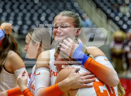 Thumbnail 1 in Grand Oaks vs. Cinco Ranch (UIL 6A Volleyball Final) photogallery.