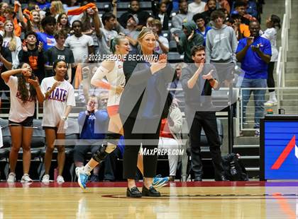 Thumbnail 3 in Grand Oaks vs. Cinco Ranch (UIL 6A Volleyball Final) photogallery.