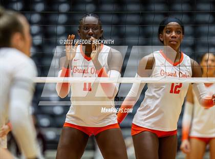 Thumbnail 2 in Grand Oaks vs. Cinco Ranch (UIL 6A Volleyball Final) photogallery.