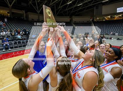 Thumbnail 2 in Grand Oaks vs. Cinco Ranch (UIL 6A Volleyball Final) photogallery.