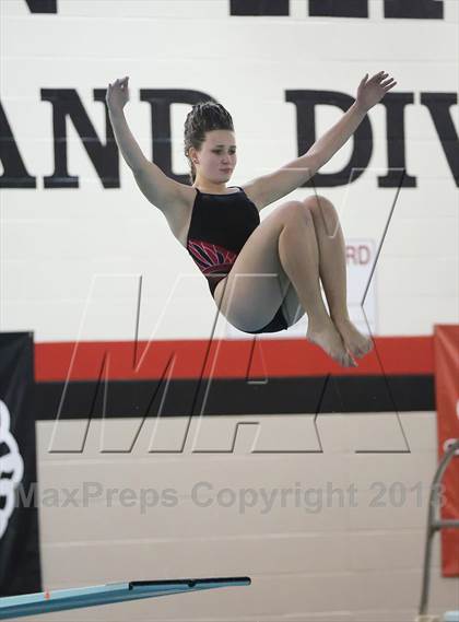 Thumbnail 1 in Lincoln Northeast vs. Lincoln photogallery.