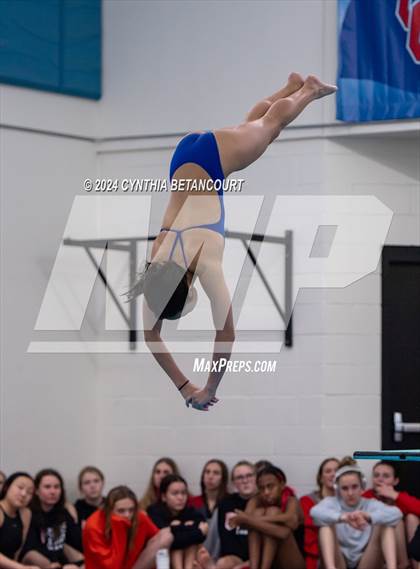 Thumbnail 2 in Cherry Creek vs Regis Jesuit (Dive) photogallery.