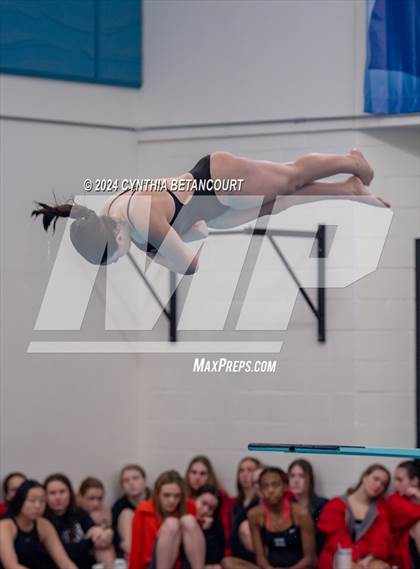 Thumbnail 3 in Cherry Creek vs Regis Jesuit (Dive) photogallery.