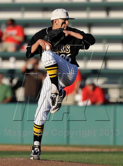 Thumbnail 3 in Banning vs. San Fernando (CIF City D1 Semi-Final) photogallery.