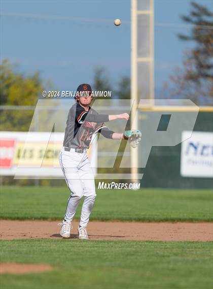 Thumbnail 3 in Sprague @ West Salem photogallery.