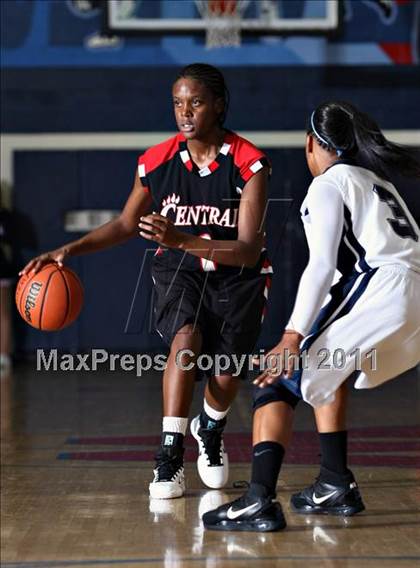 Thumbnail 3 in Knoxville West vs Knoxville Central photogallery.