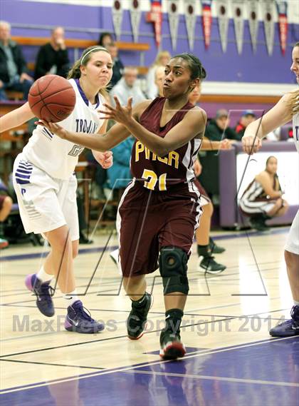 Thumbnail 2 in Piner @ Petaluma photogallery.
