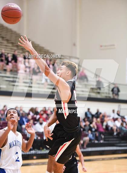Thumbnail 3 in MacArthur [Douglas] vs Churchill photogallery.