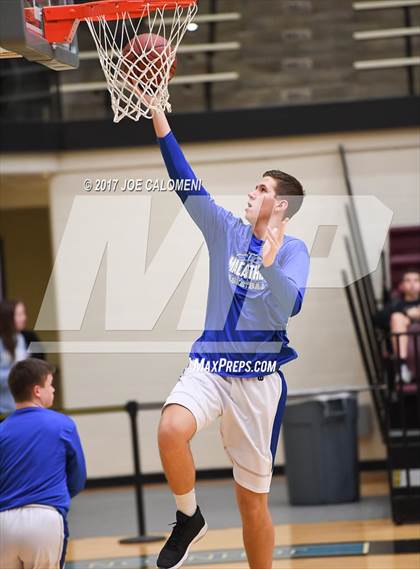 Thumbnail 3 in MacArthur [Douglas] vs Churchill photogallery.