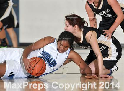 Thumbnail 3 in Pacific Collegiate @ Capital Christian (CIF NorCal Regional D5 Playoffs) photogallery.