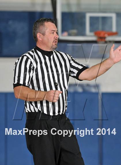 Thumbnail 3 in Pacific Collegiate @ Capital Christian (CIF NorCal Regional D5 Playoffs) photogallery.