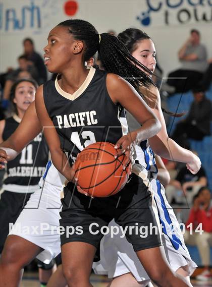 Thumbnail 2 in Pacific Collegiate @ Capital Christian (CIF NorCal Regional D5 Playoffs) photogallery.