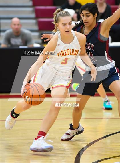 Thumbnail 3 in Perry vs. Chaparral (Hoophall West Tournament) photogallery.