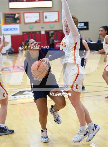 Thumbnail 3 in Perry vs. Chaparral (Hoophall West Tournament) photogallery.