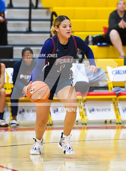 Thumbnail 1 in Perry vs. Chaparral (Hoophall West Tournament) photogallery.