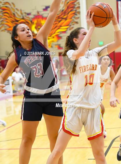 Thumbnail 3 in Perry vs. Chaparral (Hoophall West Tournament) photogallery.