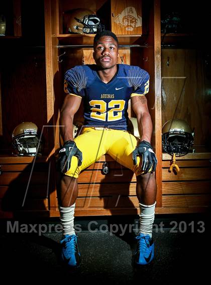Thumbnail 1 in St. Thomas Aquinas (Preseason Top 25 Photo Shoot) photogallery.